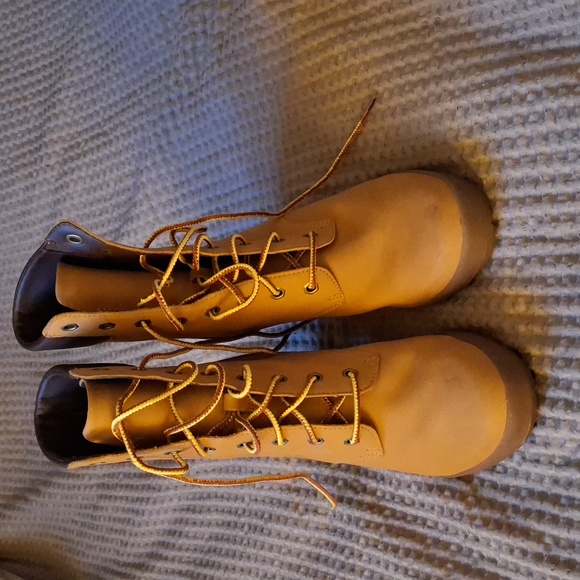 Timberland Allington Heeled Boot - Picture 2 of 7